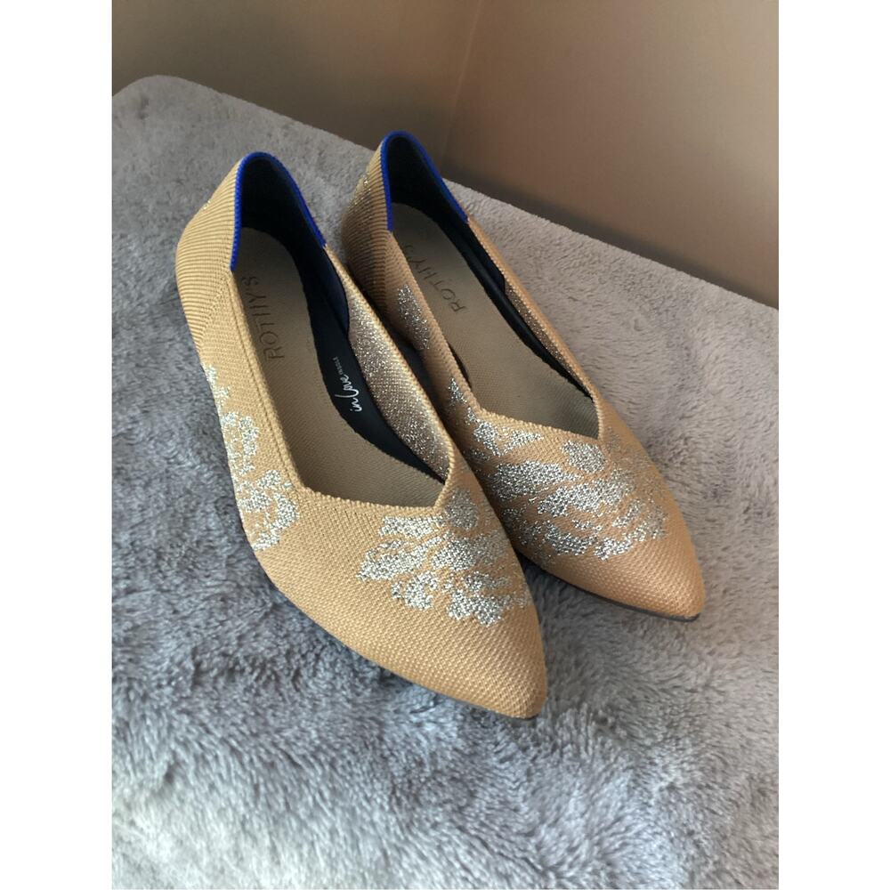 Rothy's Rare Women's Metallic Point Flat Shoes Beige & Silver Size 8 - Picture 2 of 12